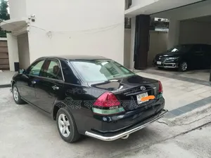 Toyota Mark II 2004 Black