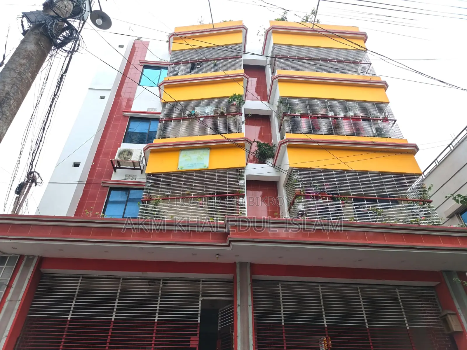 3-Bedroom Apartment in Motihar for Sale