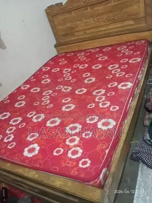 5/7 feet Teak wood bed, very sturdy, you can check it thoroughly.