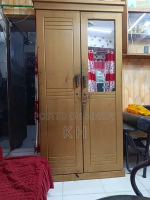 Used Parlour Almirah for Sale (Urgent Sale)