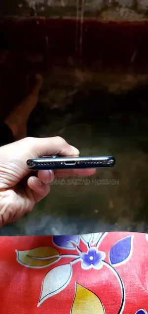 Apple iPhone X 64 GB Black
