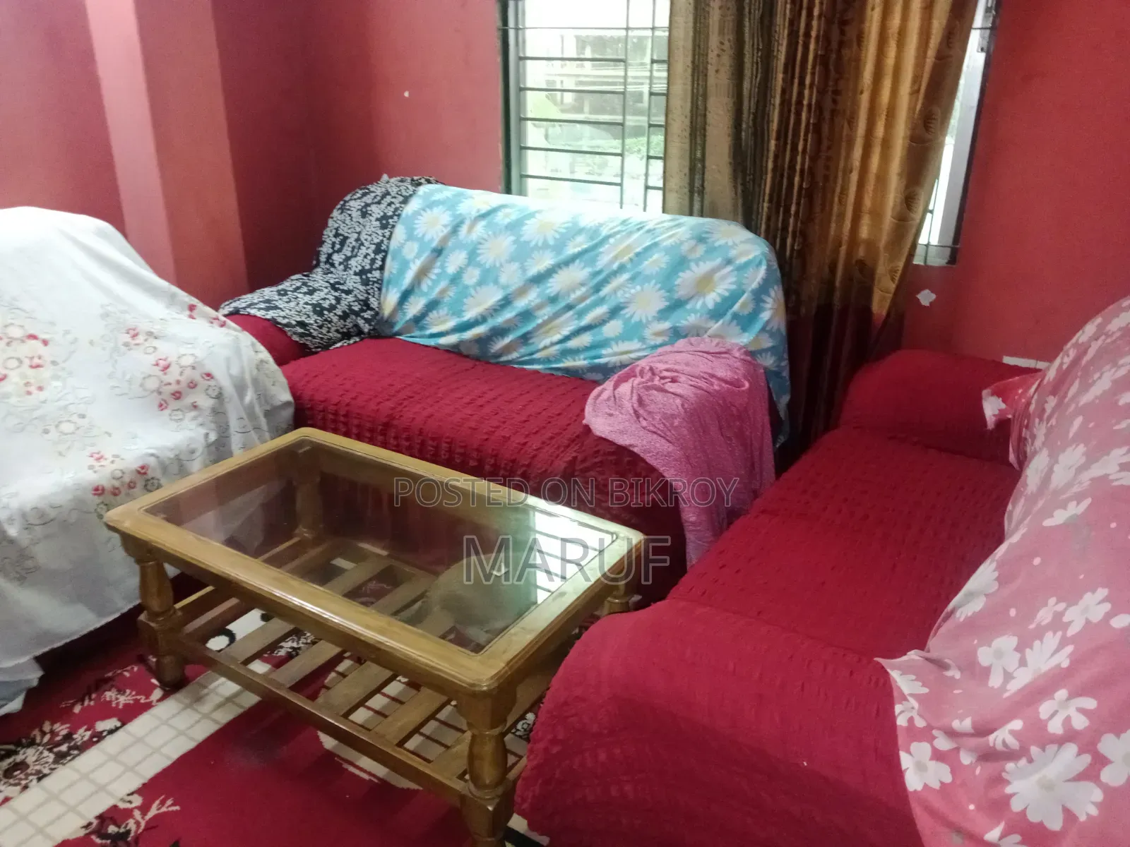 Haidari Sofa
