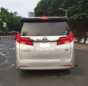 Toyota Alphard 2021