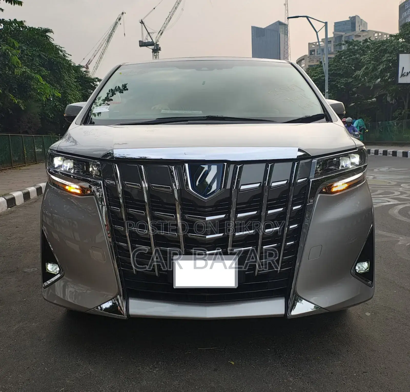 Toyota Alphard 2021