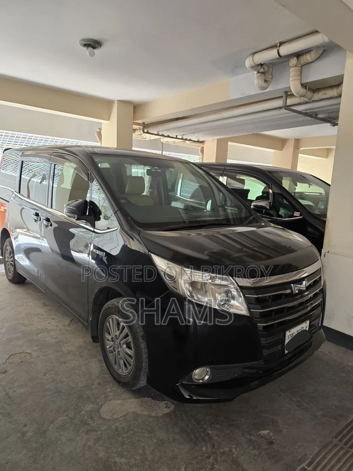 Toyota Noah 2014 Black