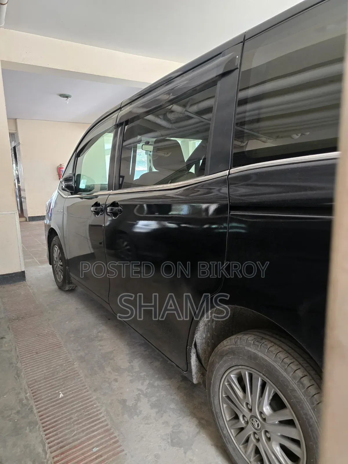 Toyota Noah 2014 Black