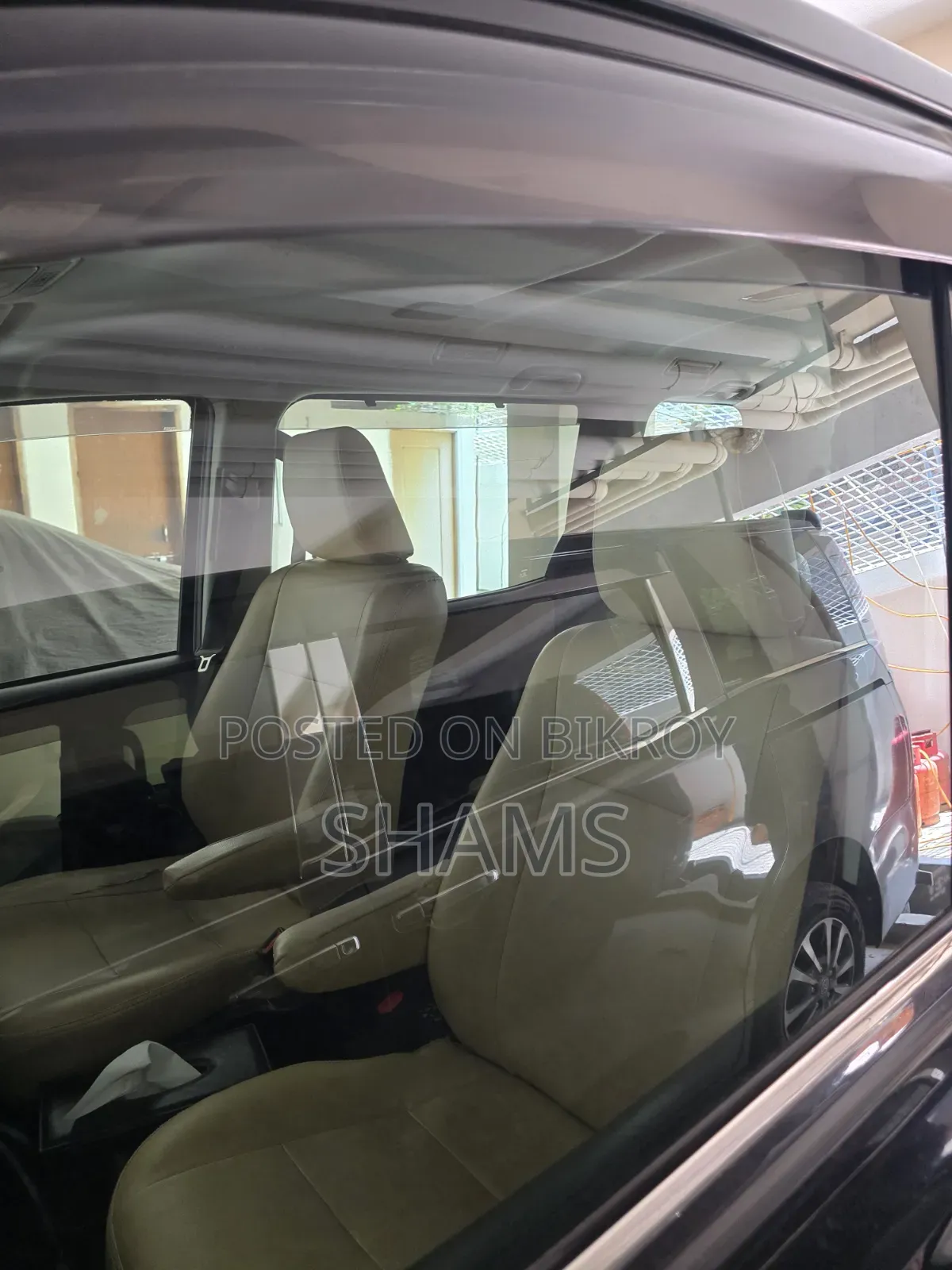 Toyota Noah 2014 Black