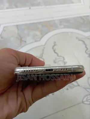 Apple iPhone XS 64 GB White