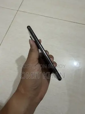 Apple iPhone X 64 GB Black