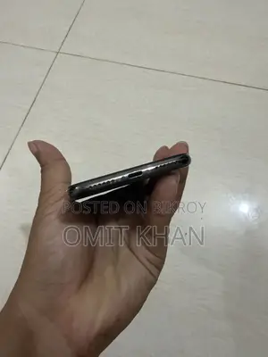 Apple iPhone X 64 GB Black