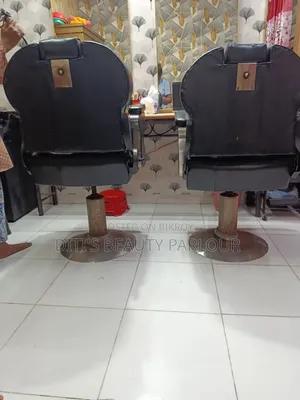 Used Parlour/Salon Chairs for Sale