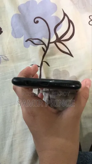 Samsung Galaxy M21 64 GB Black