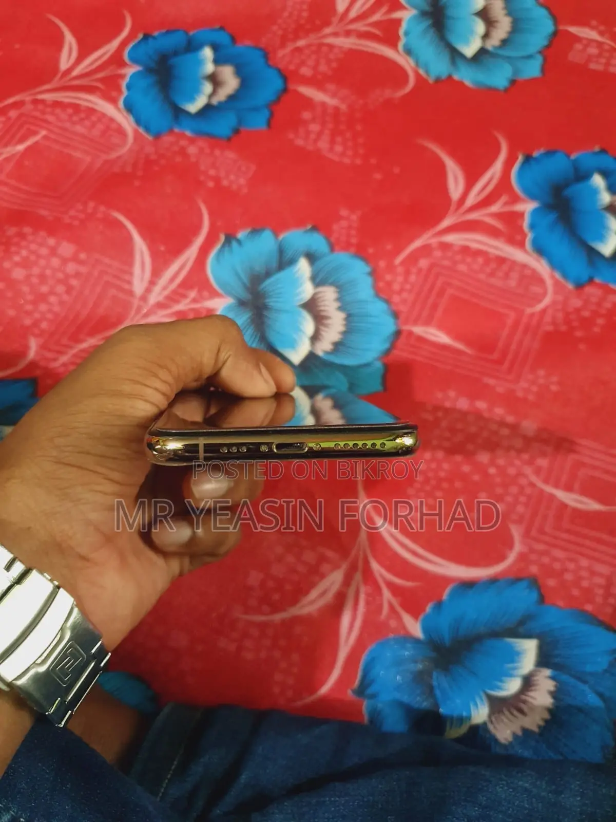 আইফোন এক্সএস ২৫৬ জিবি গোল্ড