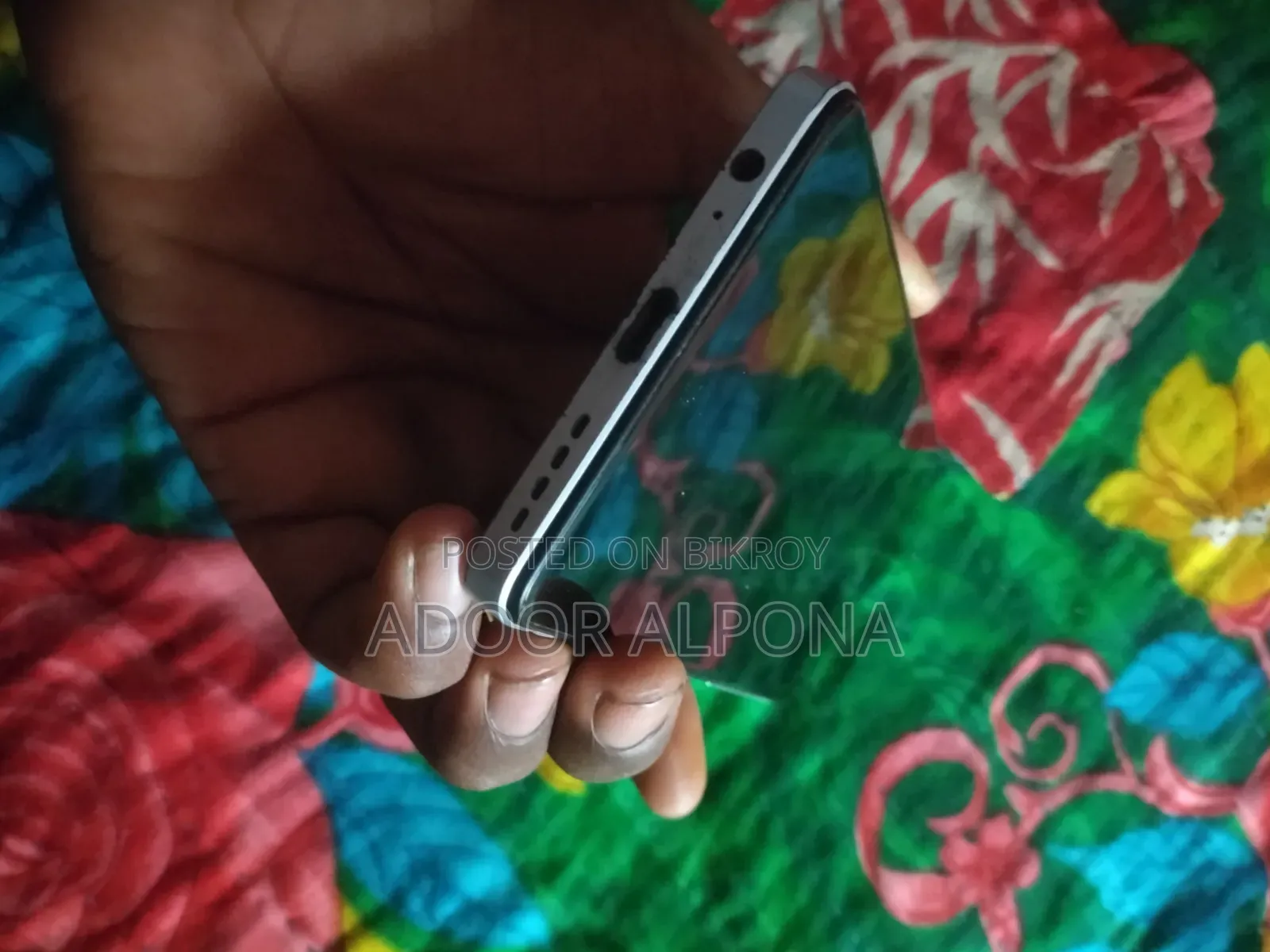 Infinix Hot 30 128 GB White