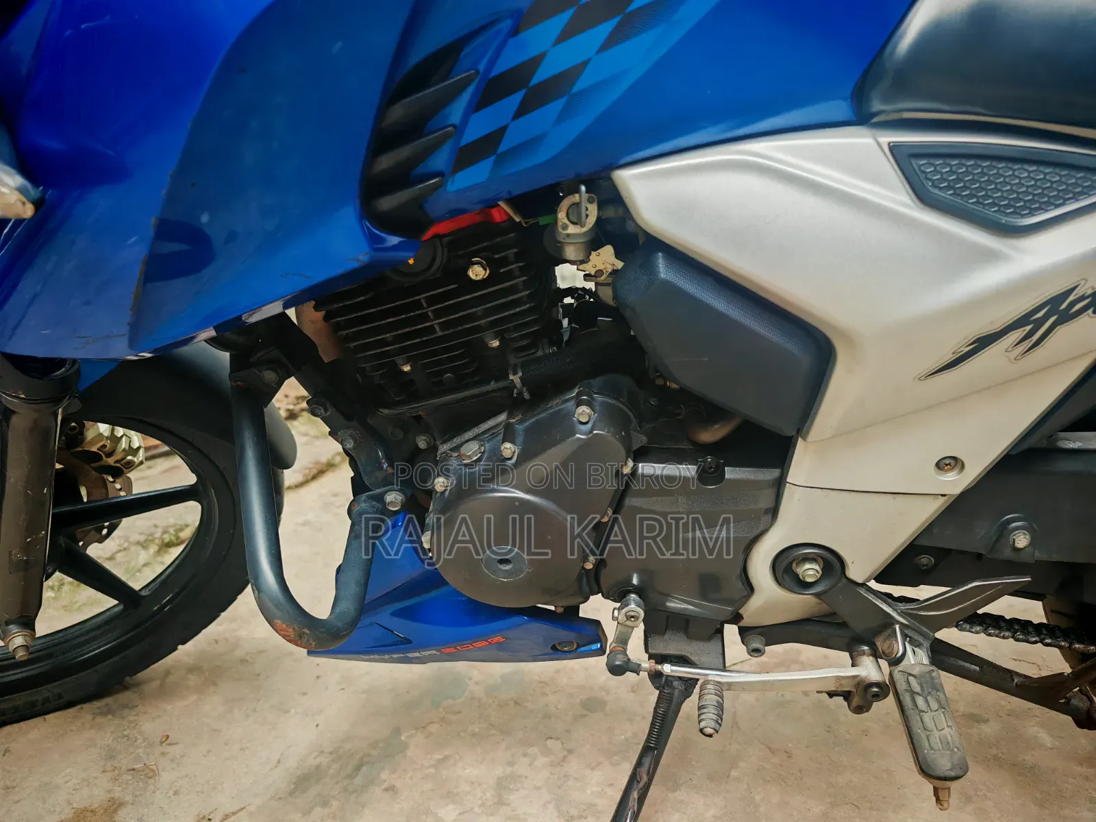 TVS Apache RTR 160 4V 2020 Blue
