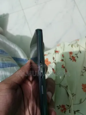 মটোরোলা এজ ২০ ২৫৬ জিবি ব্ল্যাক