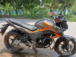 হোন্ডা হর্নেট ২০১৮ অরেঞ্জ