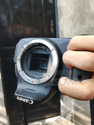 Canon 700d With 18-55 Mm Kit Lens