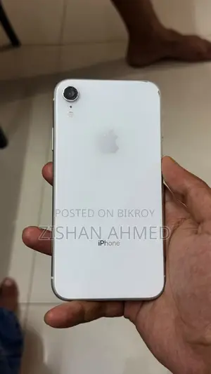 Apple iPhone XR 64 GB White