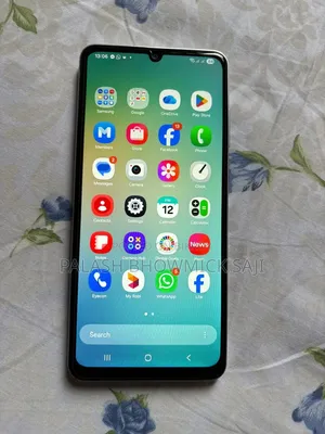 New Samsung Galaxy A06 64 GB Gray