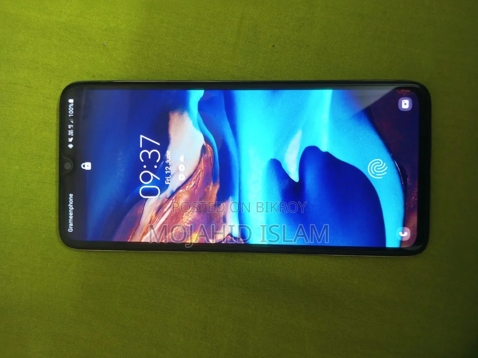 Samsung Galaxy A70 128 GB White