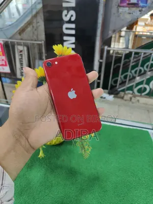 Apple iPhone SE (2020) 64 GB Red