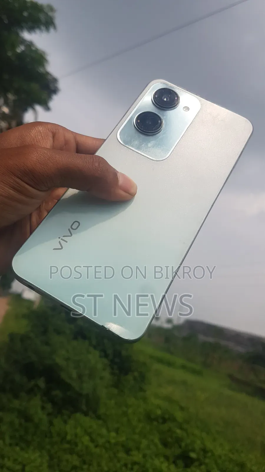 Vivo Y18 128 GB Silver