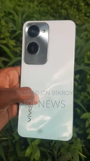 Vivo Y18 128 GB Silver