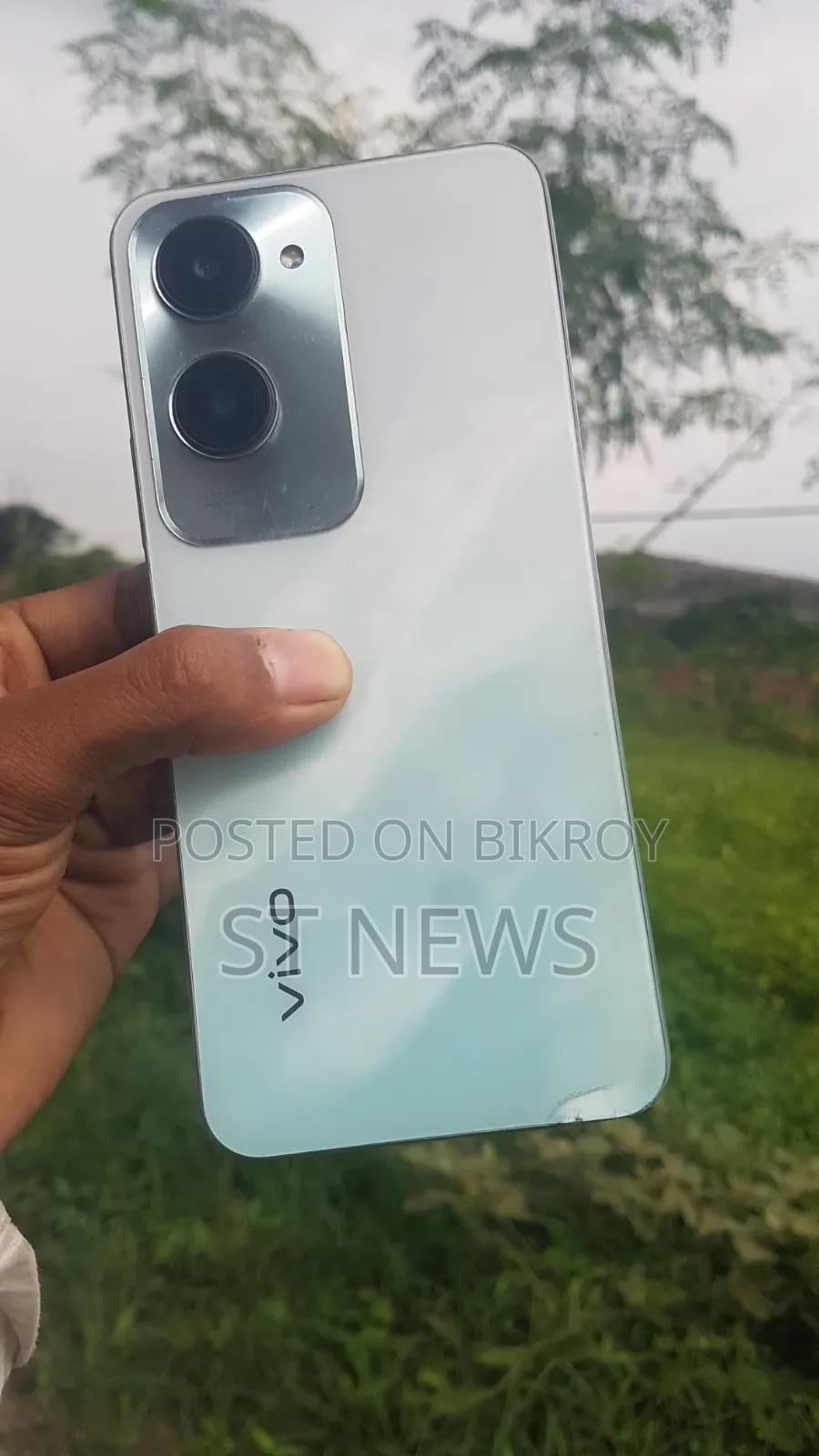Vivo Y18 128 GB Silver