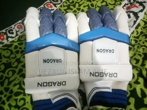 Cricket Batting Gloves (Right-handed)