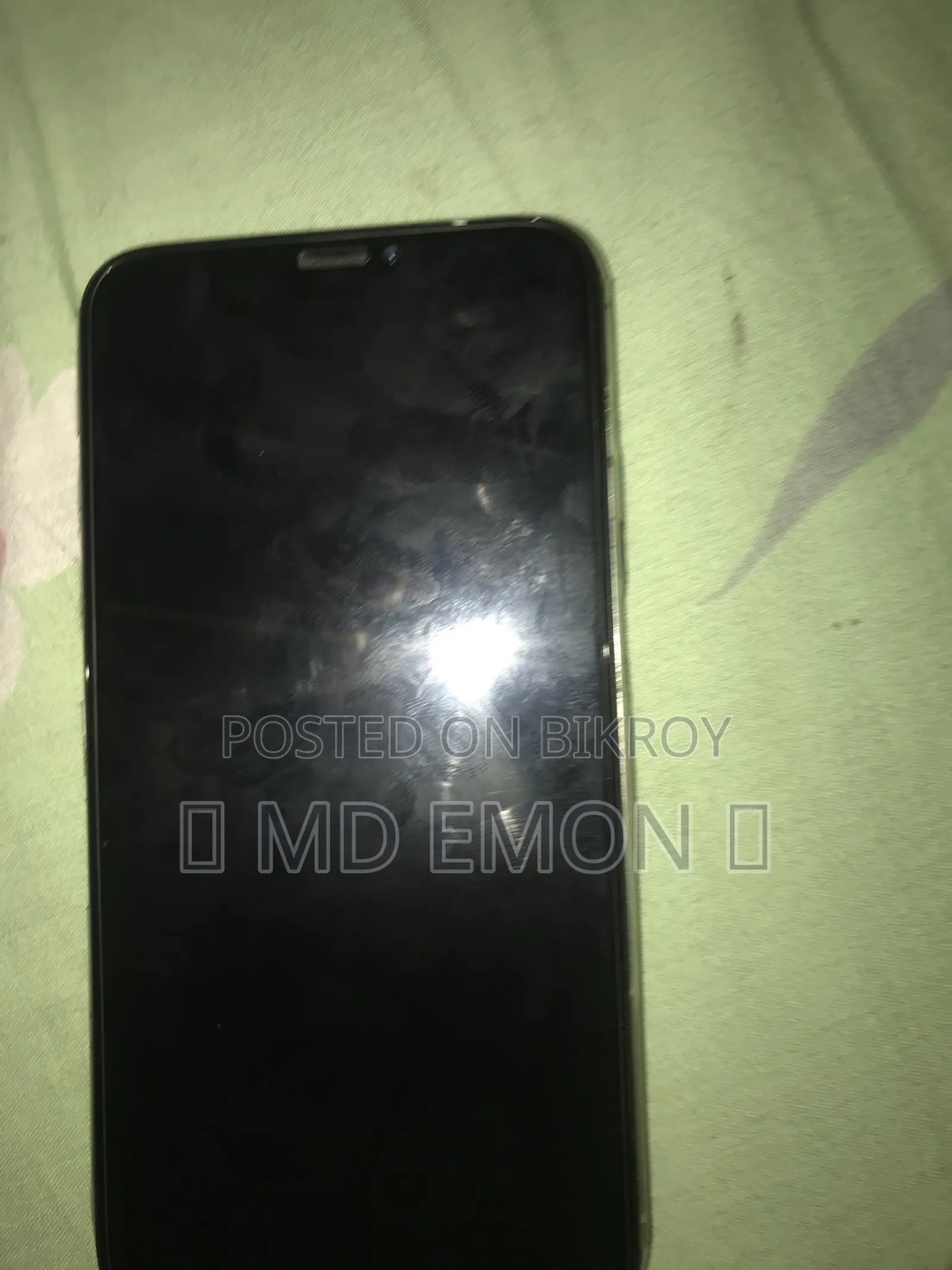 অ্যাপল আইফোন এক্স ২৫৬ জিবি সাদা