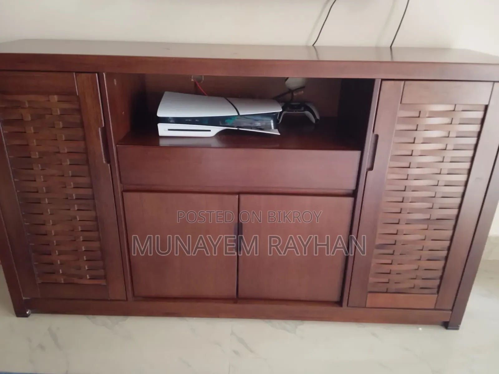 Hatil Dining Cabinet