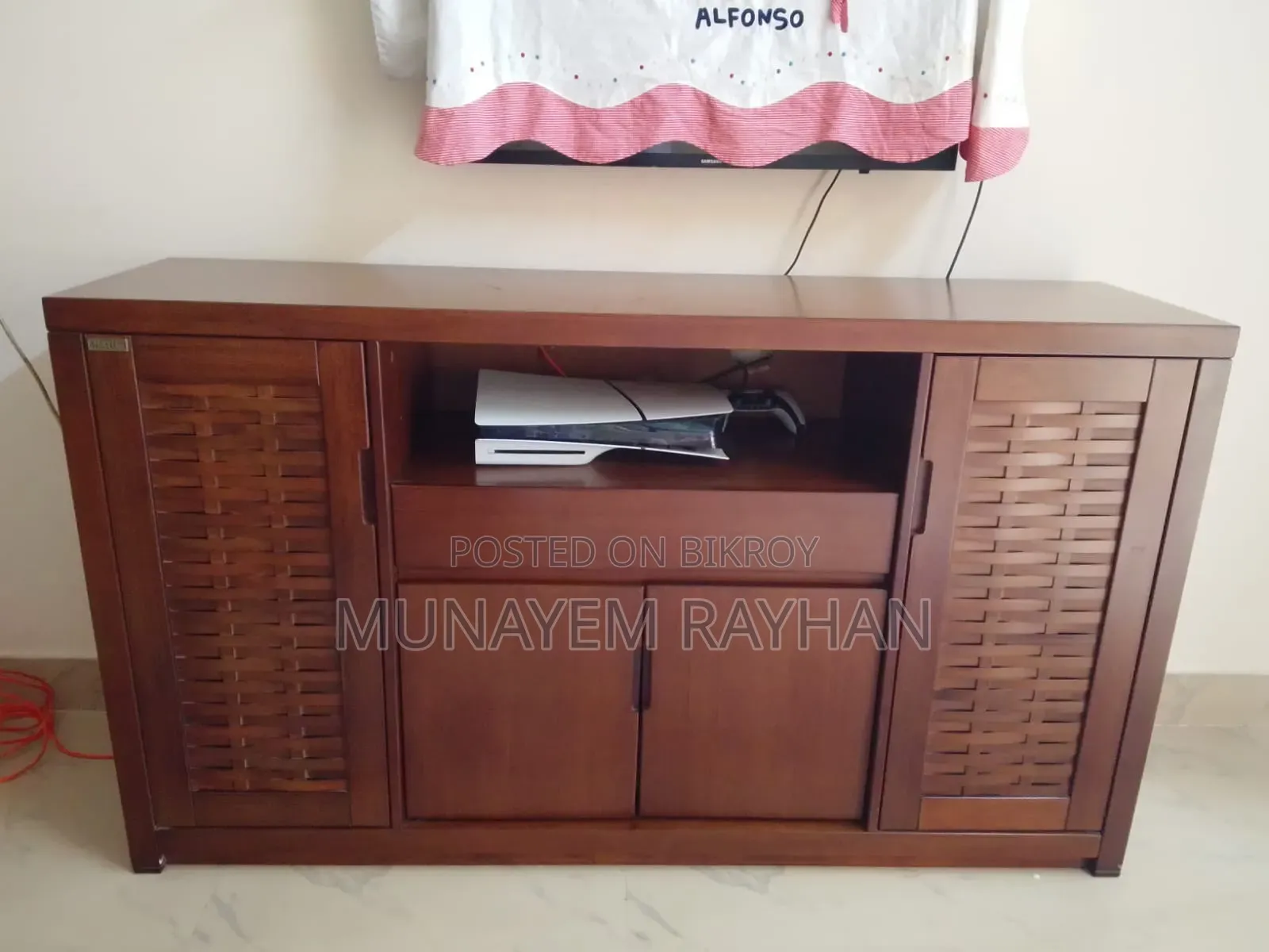 Hatil Dining Cabinet