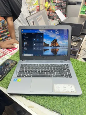 Laptop Asus 4GB HDD+SSD 1T