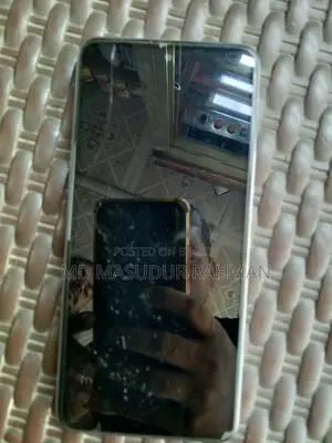Vivo Y19s 128 GB Gold