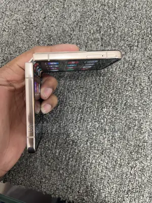 Samsung Z ১৬ জিবি গোলাপি