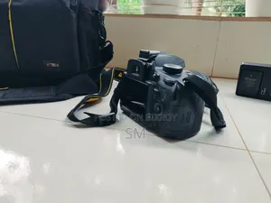 Nikon D3200 With 18-55mm Kit Lens For Sale