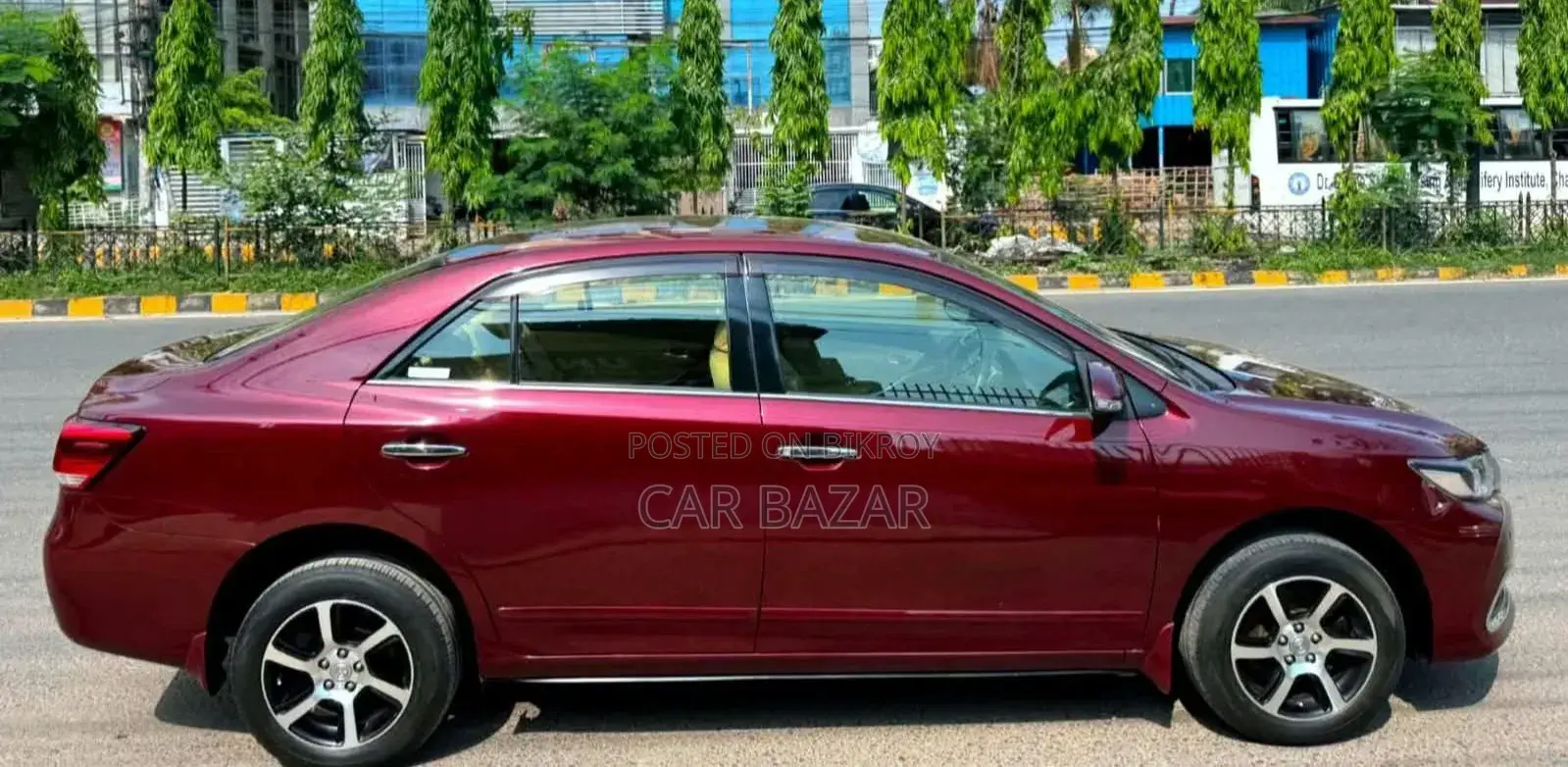 Toyota Premio 2017 Maroon