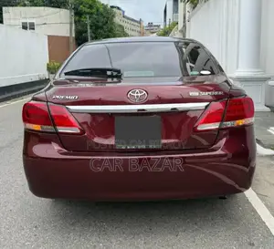 Toyota Premio 2017 Maroon