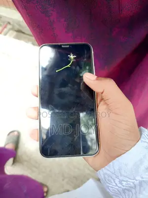 অ্যাপল আইফোন ১১ ১২৮ জিবি সাদা