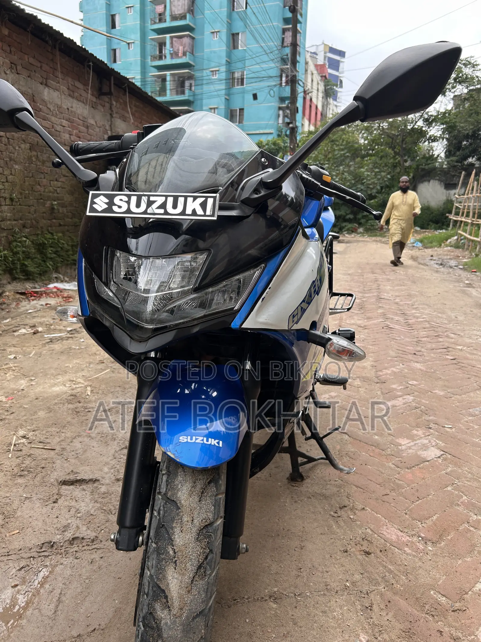 সুজুকি জিক্সার এসএফ এফআই ২০২১ নীল