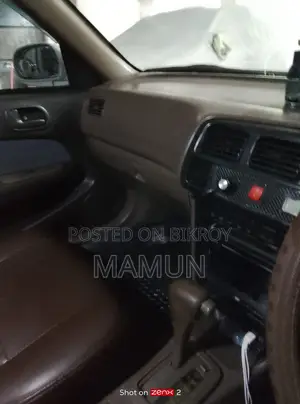 টয়োটা স্প্রিন্টার ১৯৯৬ পার্ল