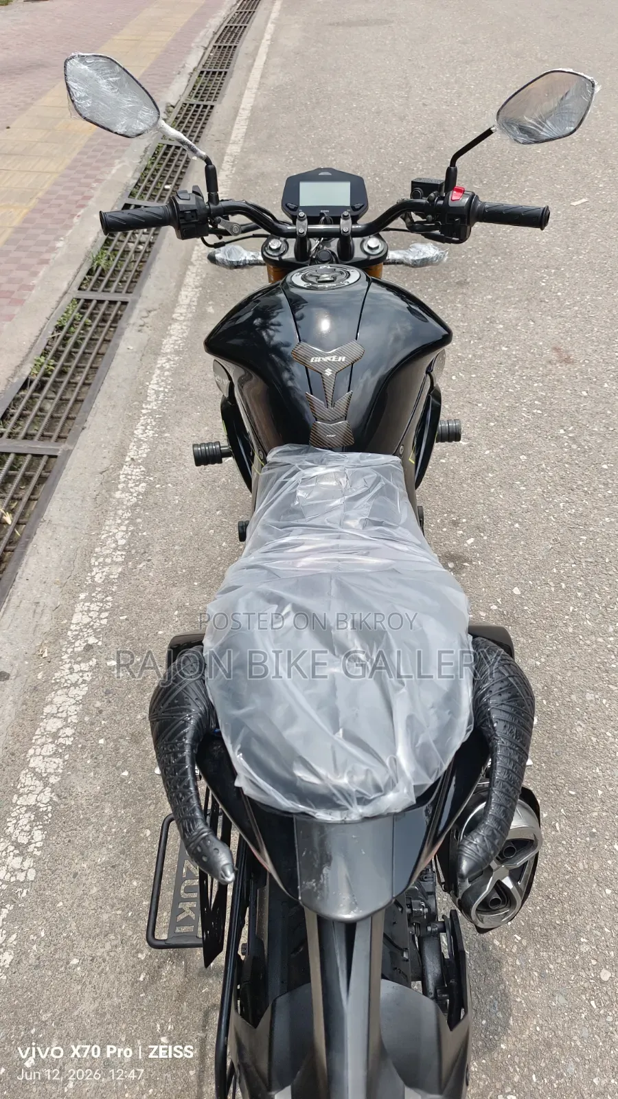Suzuki 2021 Black