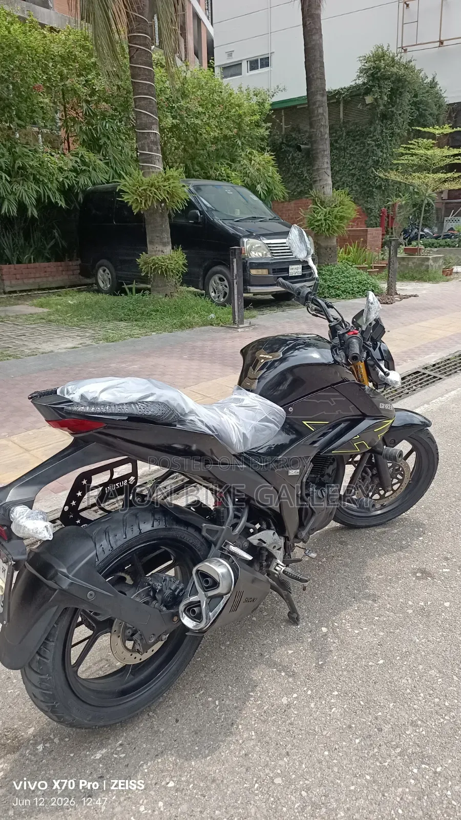 Suzuki 2021 Black