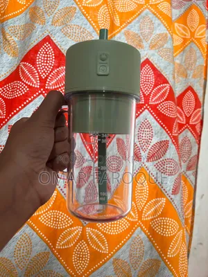 পোর্টেবল জুসার মেশিন