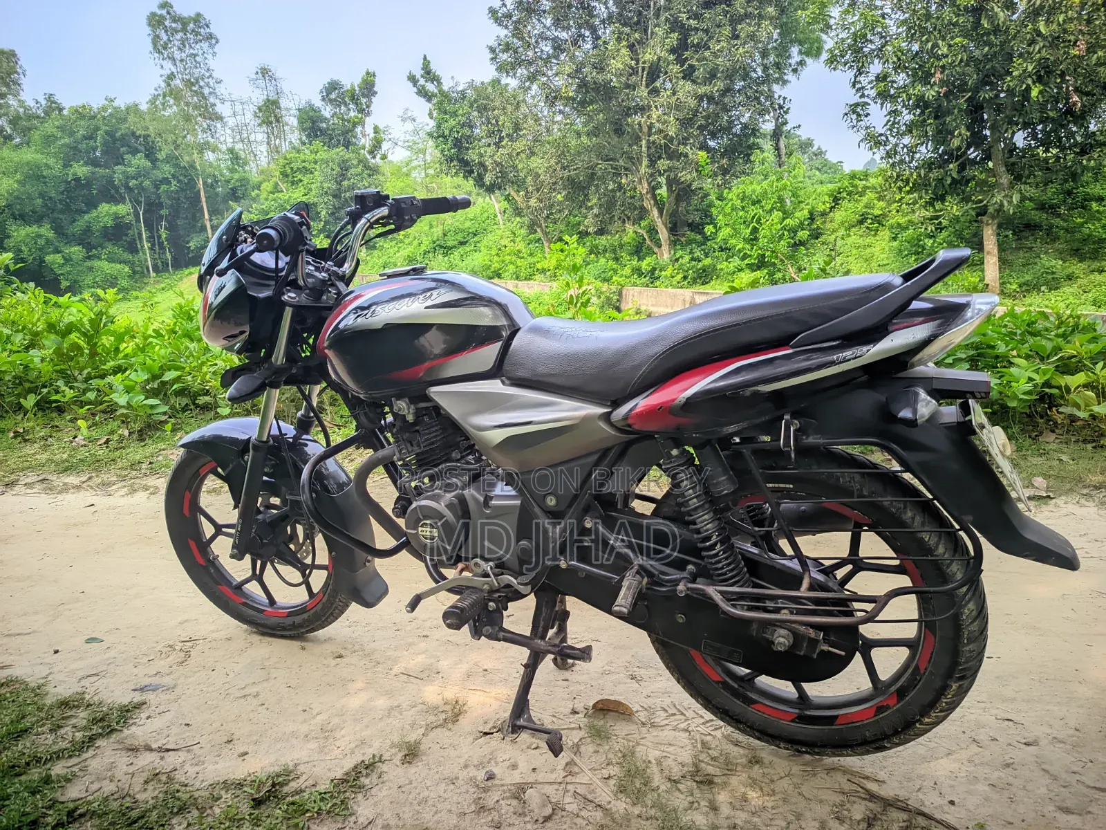 Bajaj Discover 125 2019 Black
