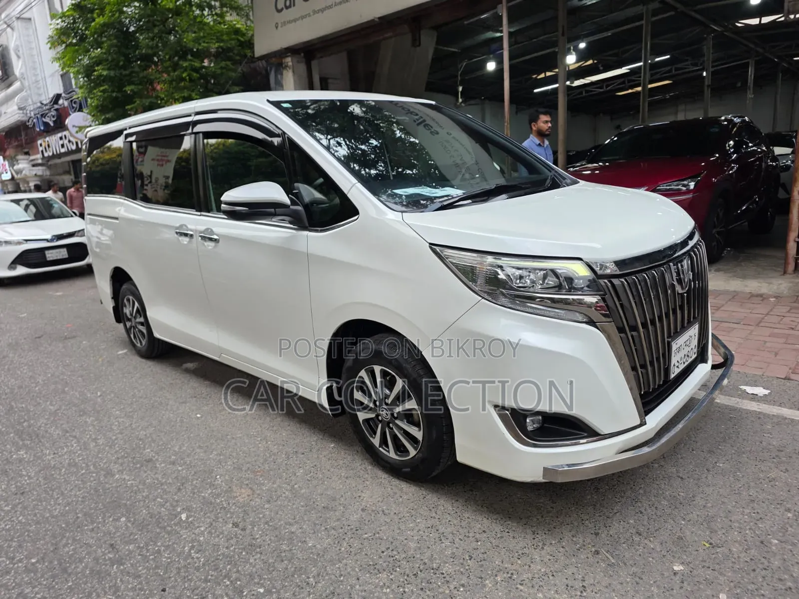 Toyota Esquire 2020 Pearl