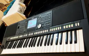 Yamaha PSR S-950 Professional Workstation With Indian Expansion
