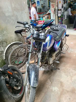 বাজাজ সিটি ১০০ ২০১৫ ব্লু