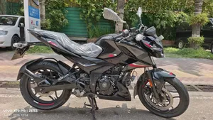 New Bajaj Pulsar N160 2023 Black